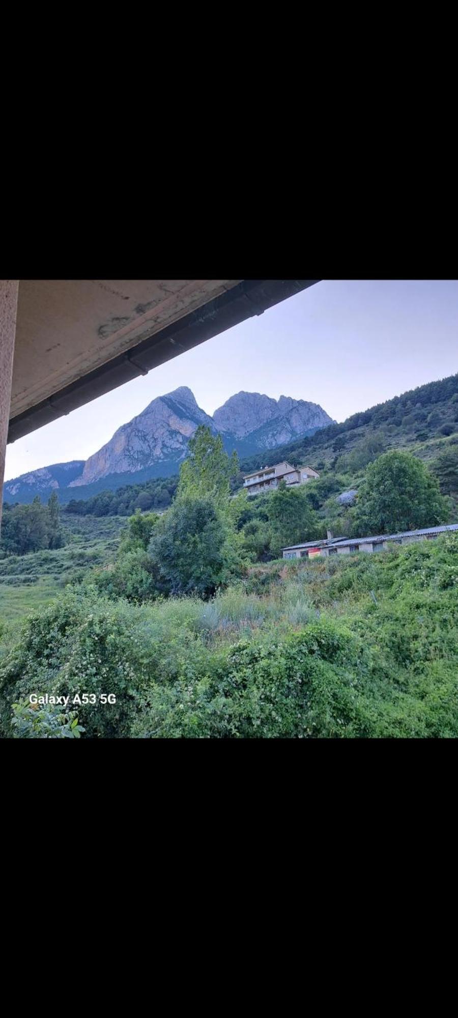 Apartmán Ensija Pedraforca Saldés Exteriér fotografie